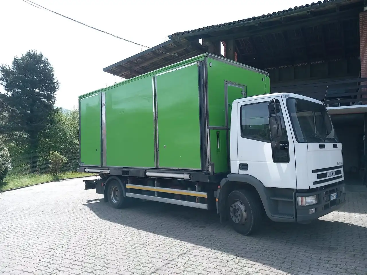 Iveco Preparato Per Ambulanti, foto 6