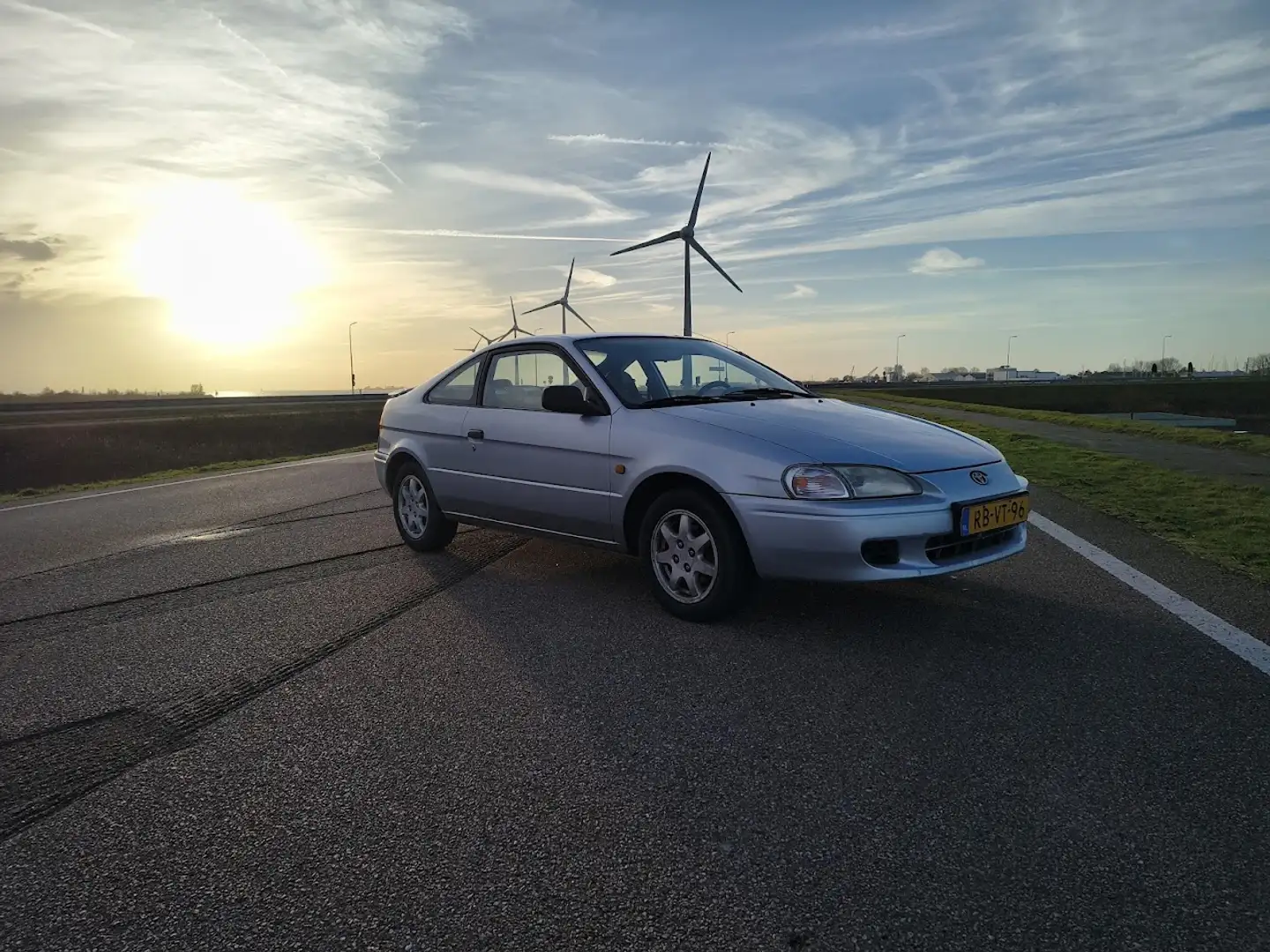 Toyota Paseo Paseo 1.5i Silber - 2