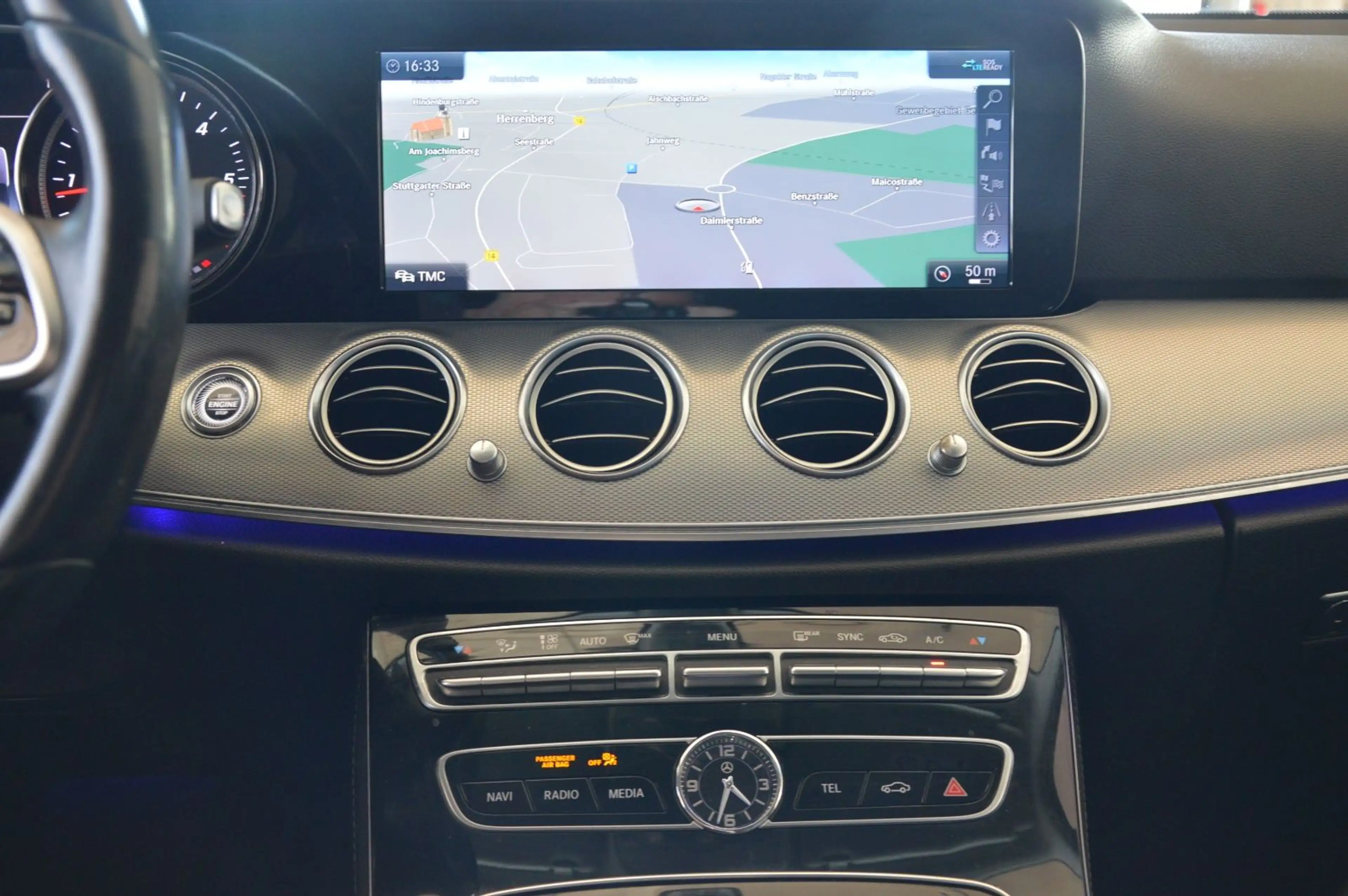 Mercedes-Benz E 200 d *NAVI*CAM*AHK*WIDESCREEN*9-G*DISTRONIC — photo 9