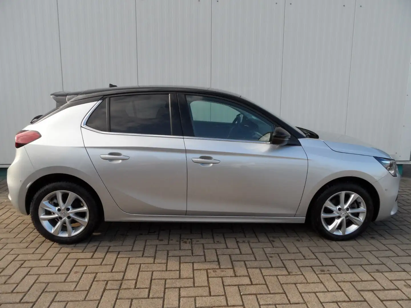 Opel Corsa 1,2 Elegance+Sitzhzg+Kamera+LED+Automatik Silber - 2