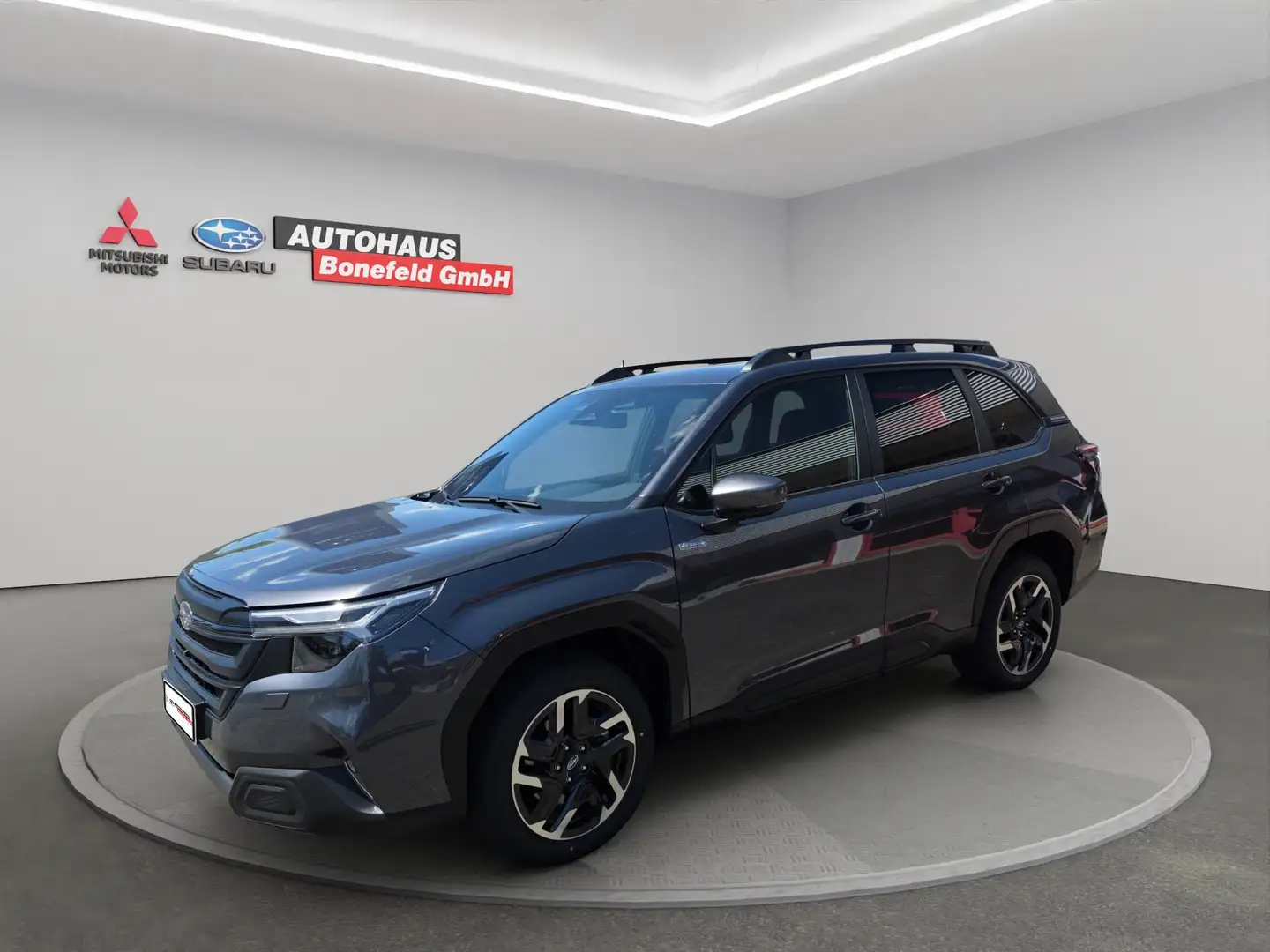 Subaru Forester 2.0ie Lineartronic Active Grau - 2