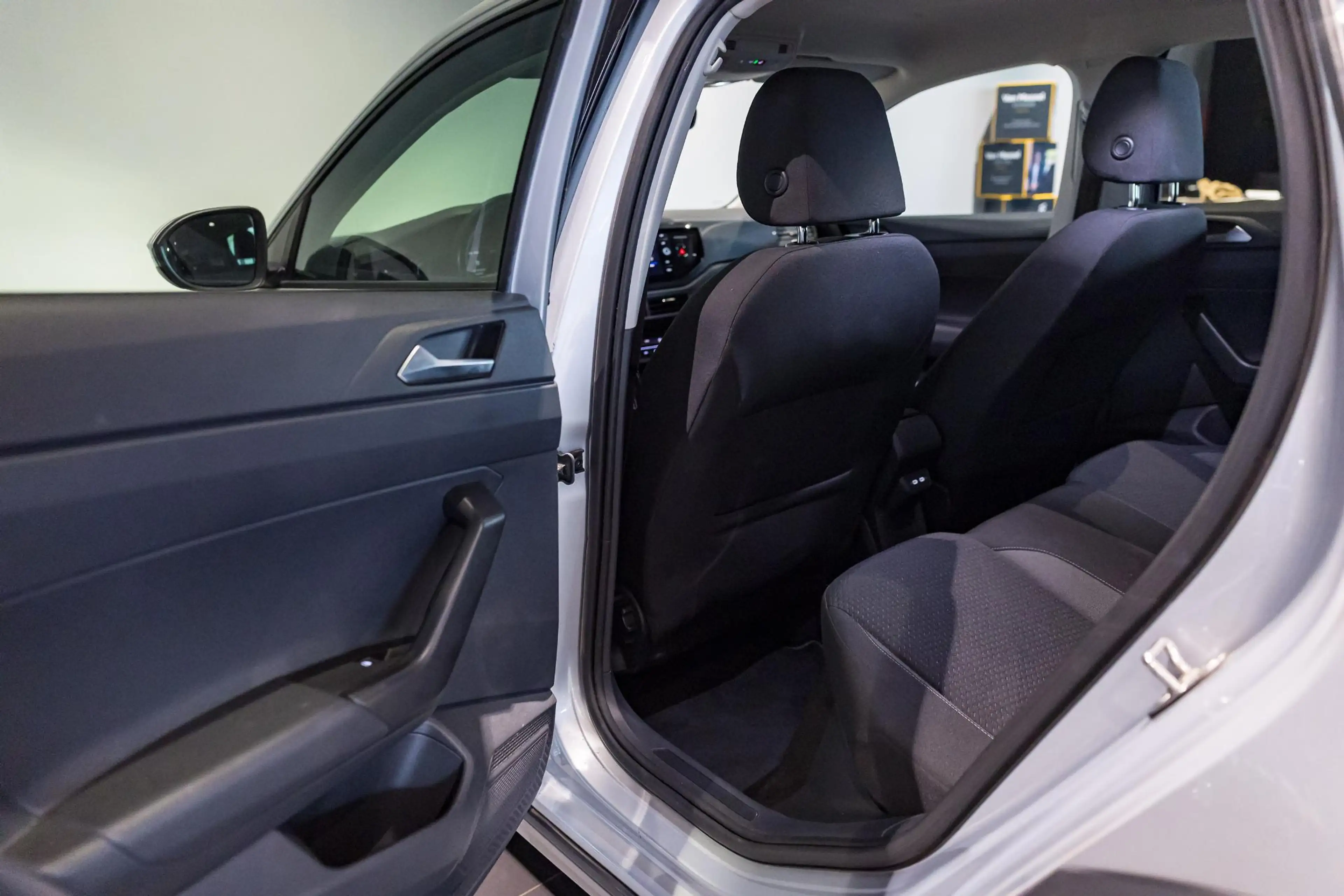 Volkswagen Taigo 1.0 TSI 81KW DSG Life | Camera | PDC V+A | Carplay — photo 13