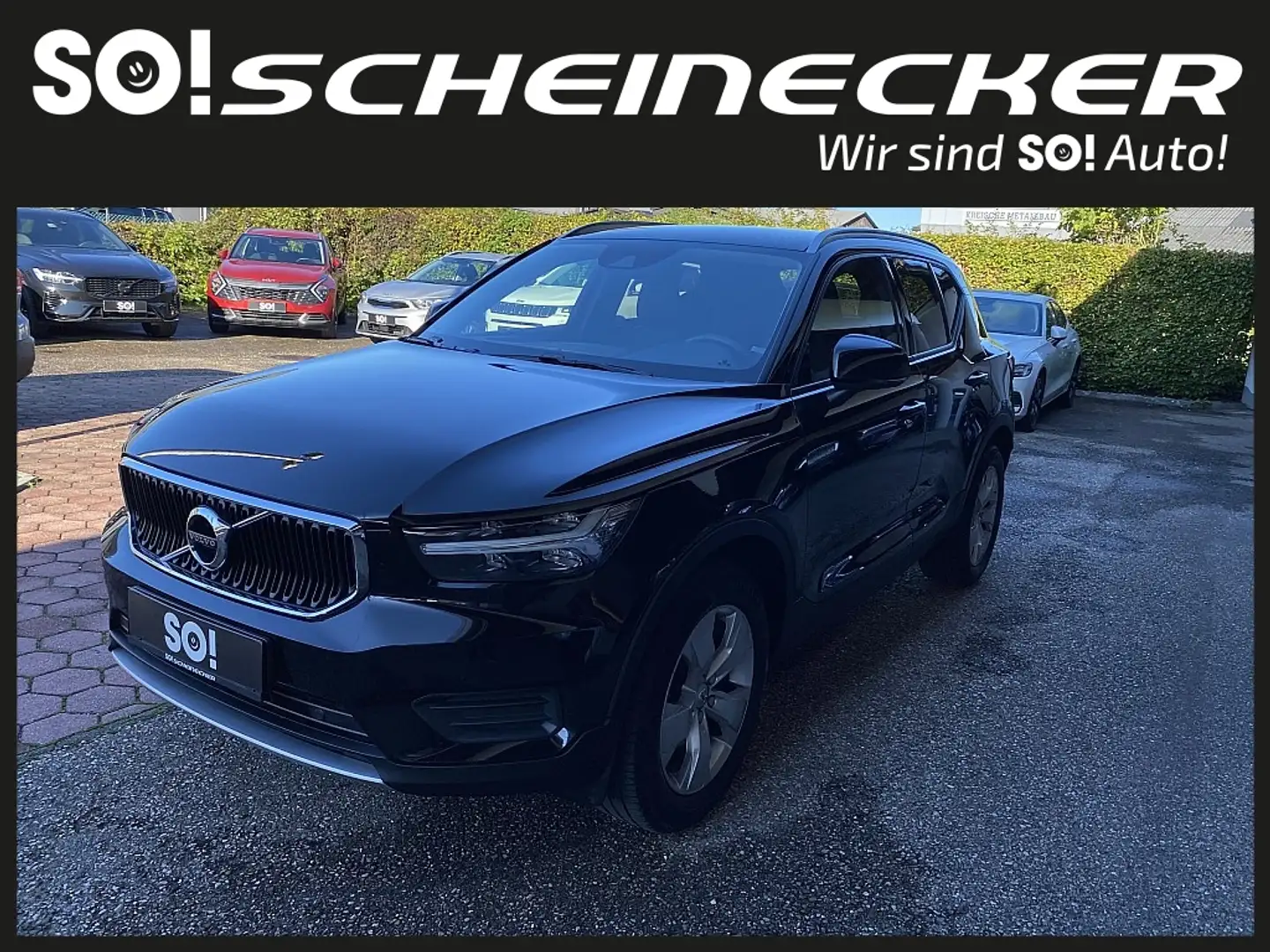 Volvo XC40 T4 Momentum Geartronic Fekete - 2