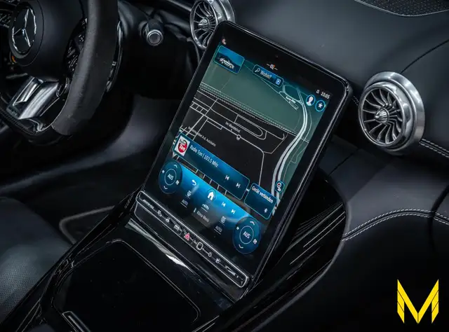 Mercedes-Benz SL view 15