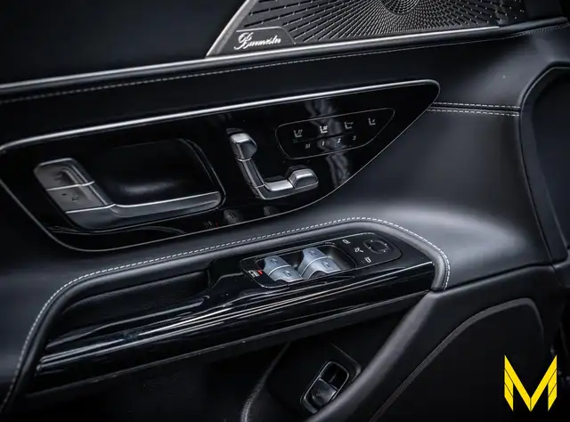 Mercedes-Benz SL view 18