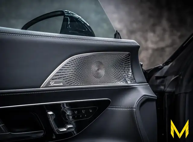 Mercedes-Benz SL view 19