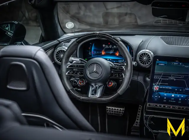 Mercedes-Benz SL 63 Amg view 14