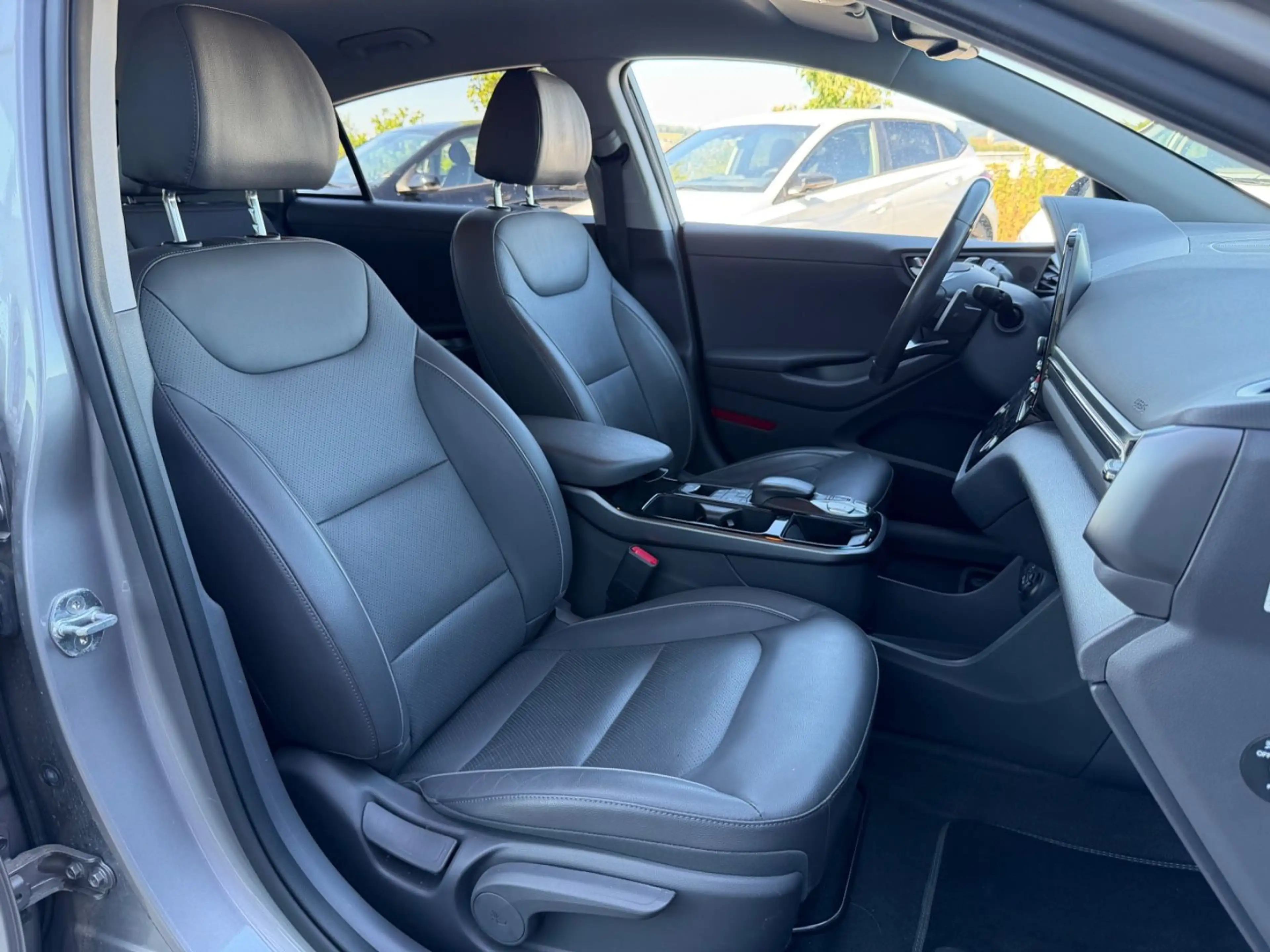 Hyundai IONIQ Ioniq Prime Elektro — photo 8