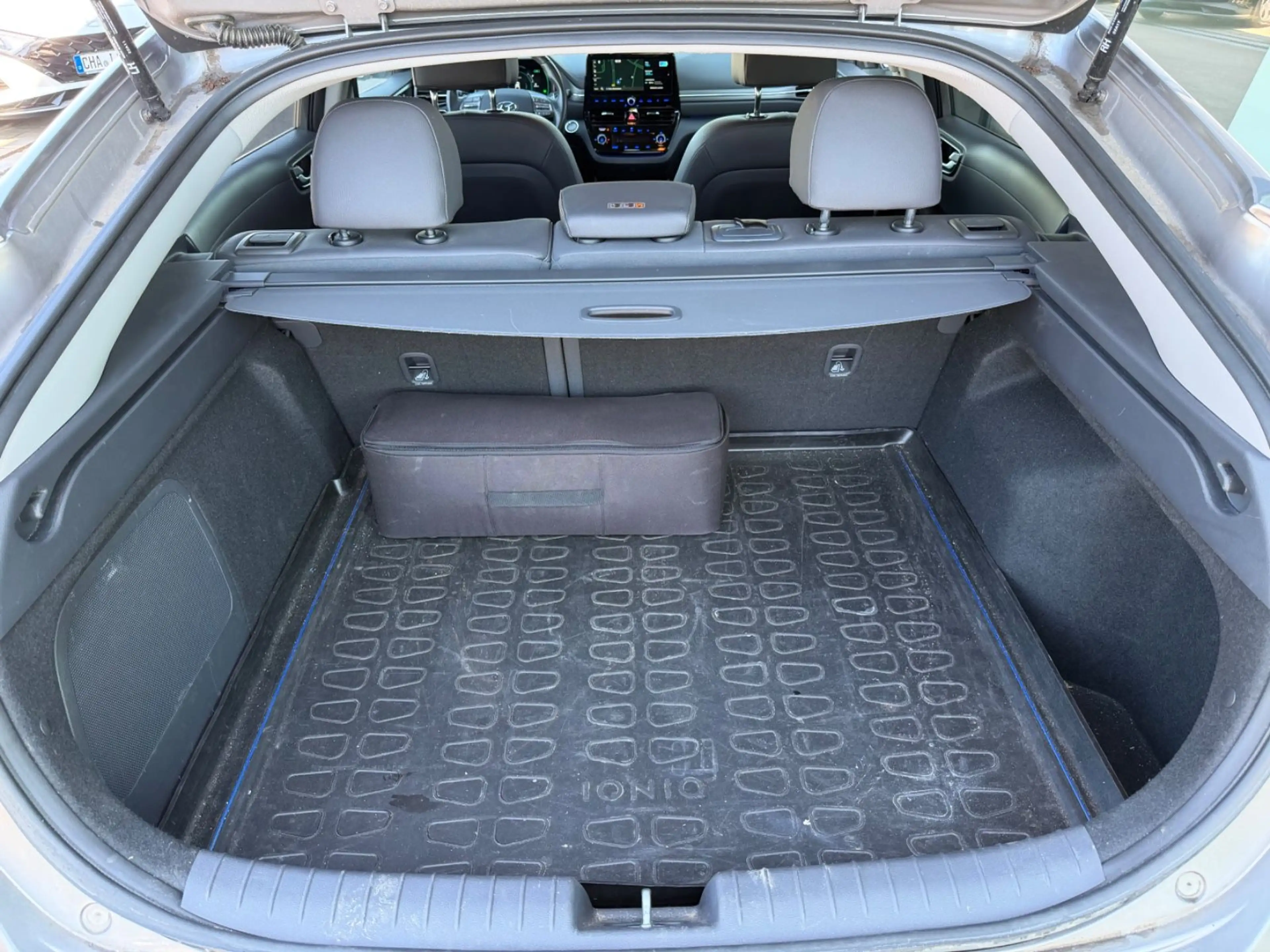 Hyundai IONIQ Ioniq Prime Elektro — photo 12