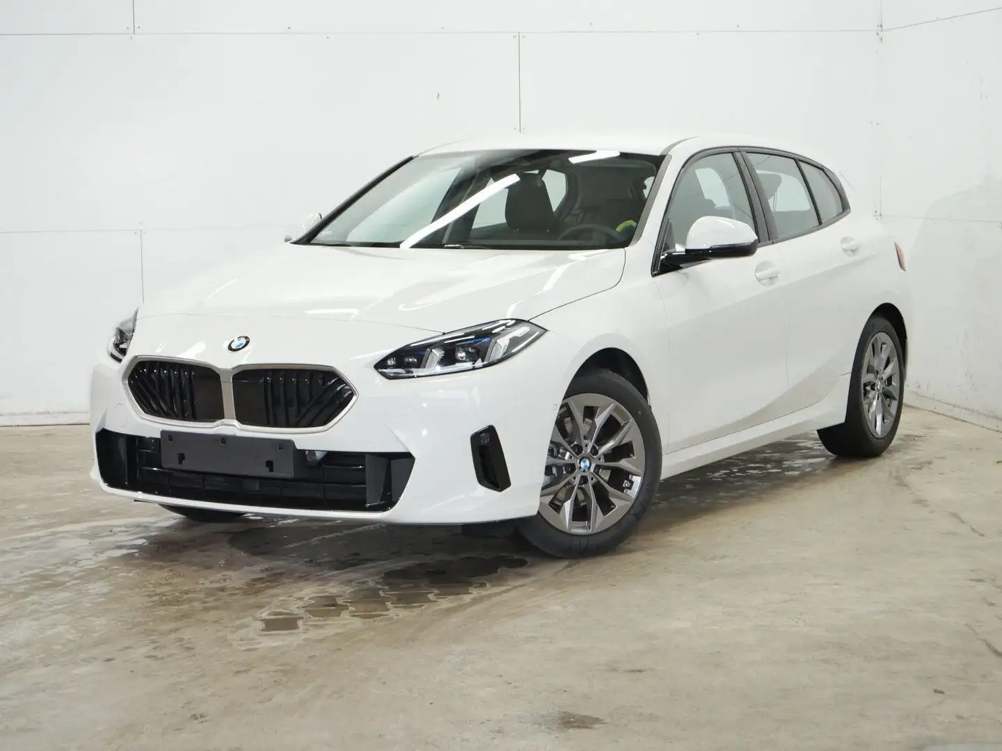 BMW 120 i Limousine Temp. KZU SHZ AHK MFL RFK 2ZK Weiß - 2