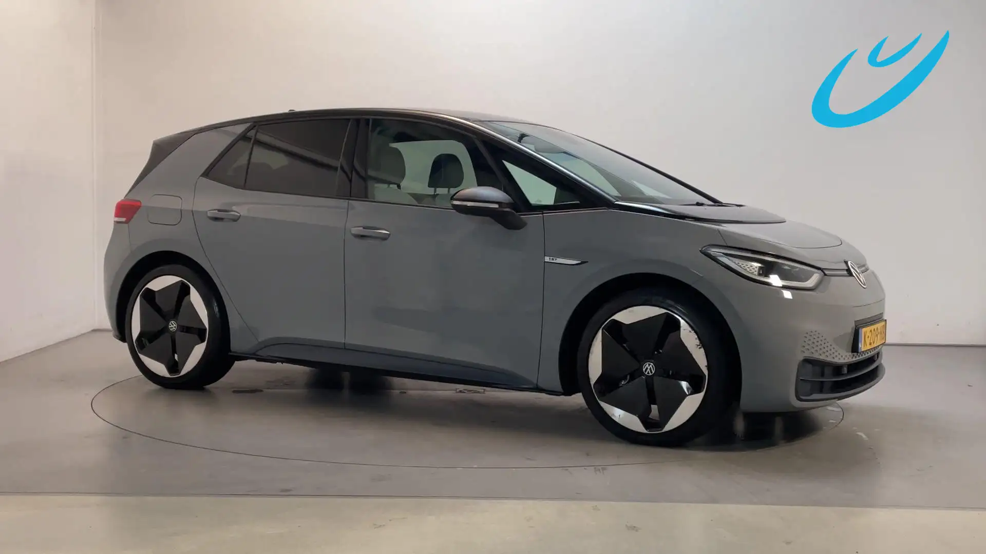 Volkswagen ID.3 First Max 58 kWh Panoramadak LED Stoelverwarming C Grigio - 1