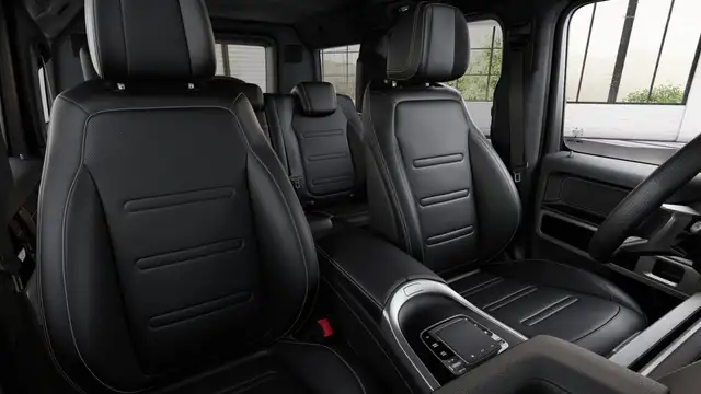 Mercedes-Benz G-Class view 9