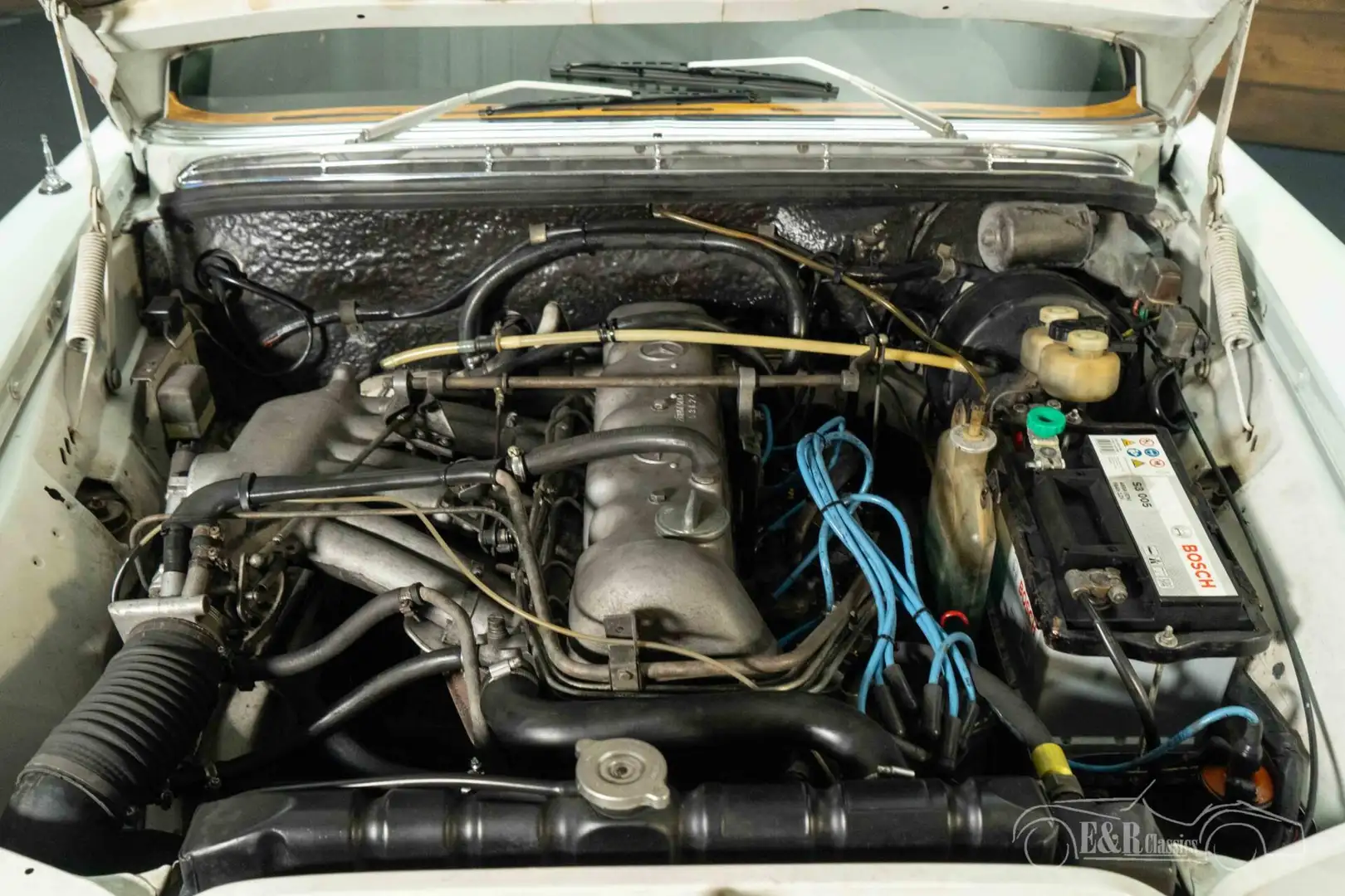 Mercedes-Benz 280 SE Sedan Wit - 2