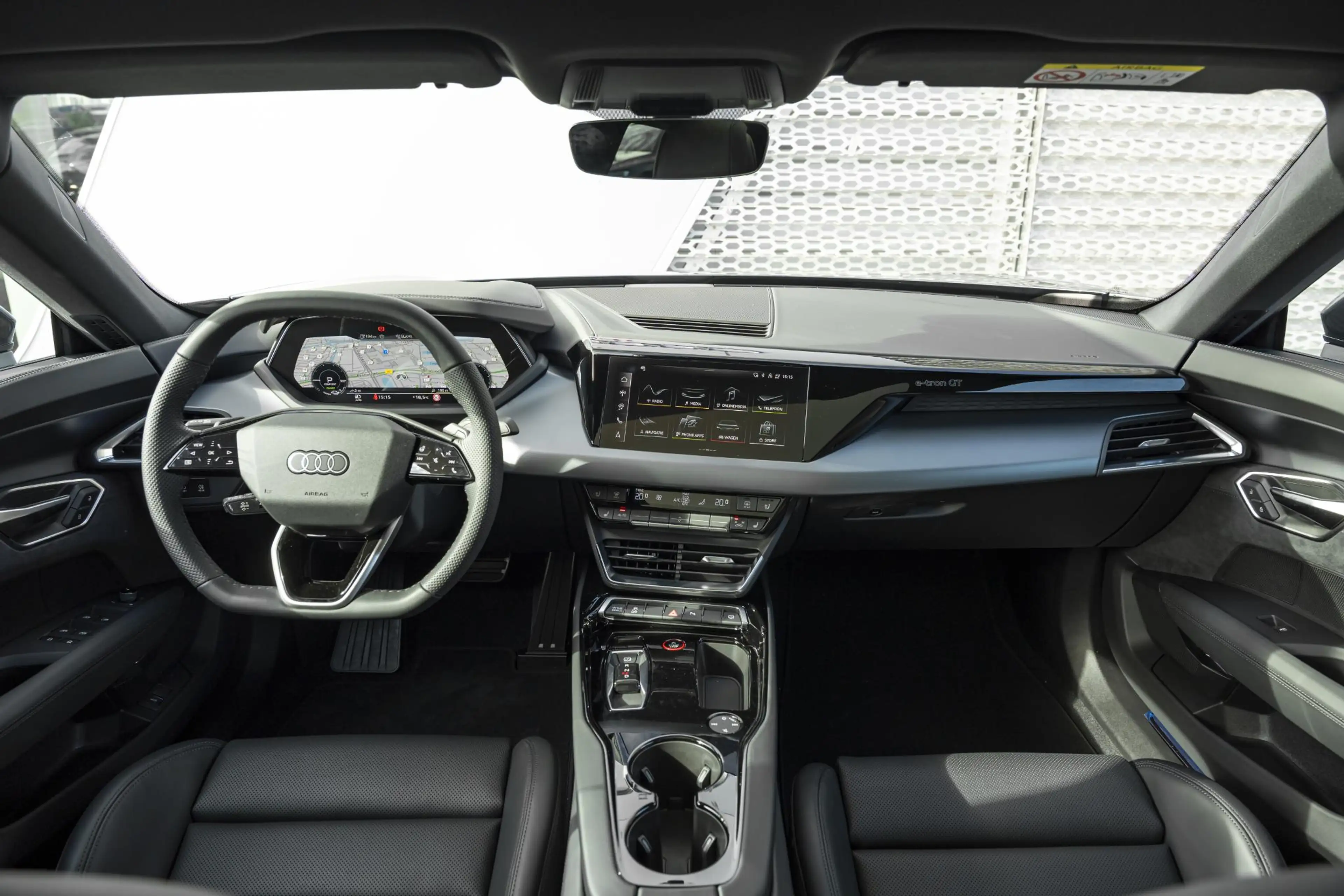 Audi e-tron GT e-tron GT 97 kWh 370 kW / 503 PK Sportback Elektr. — photo 9