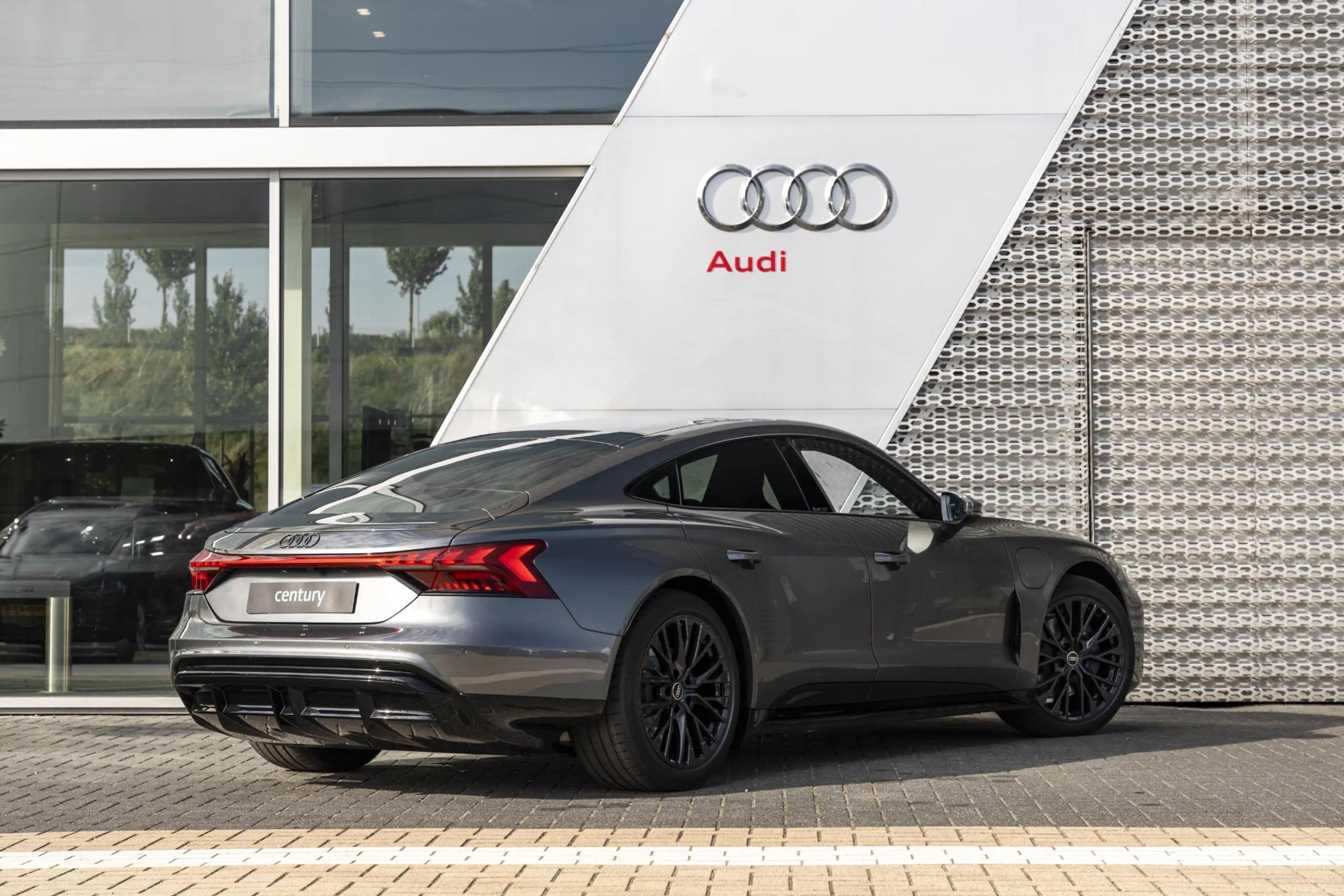 Audi e-tron GT e-tron GT 97 kWh 370 kW / 503 PK Sportback Elektr. — photo 5