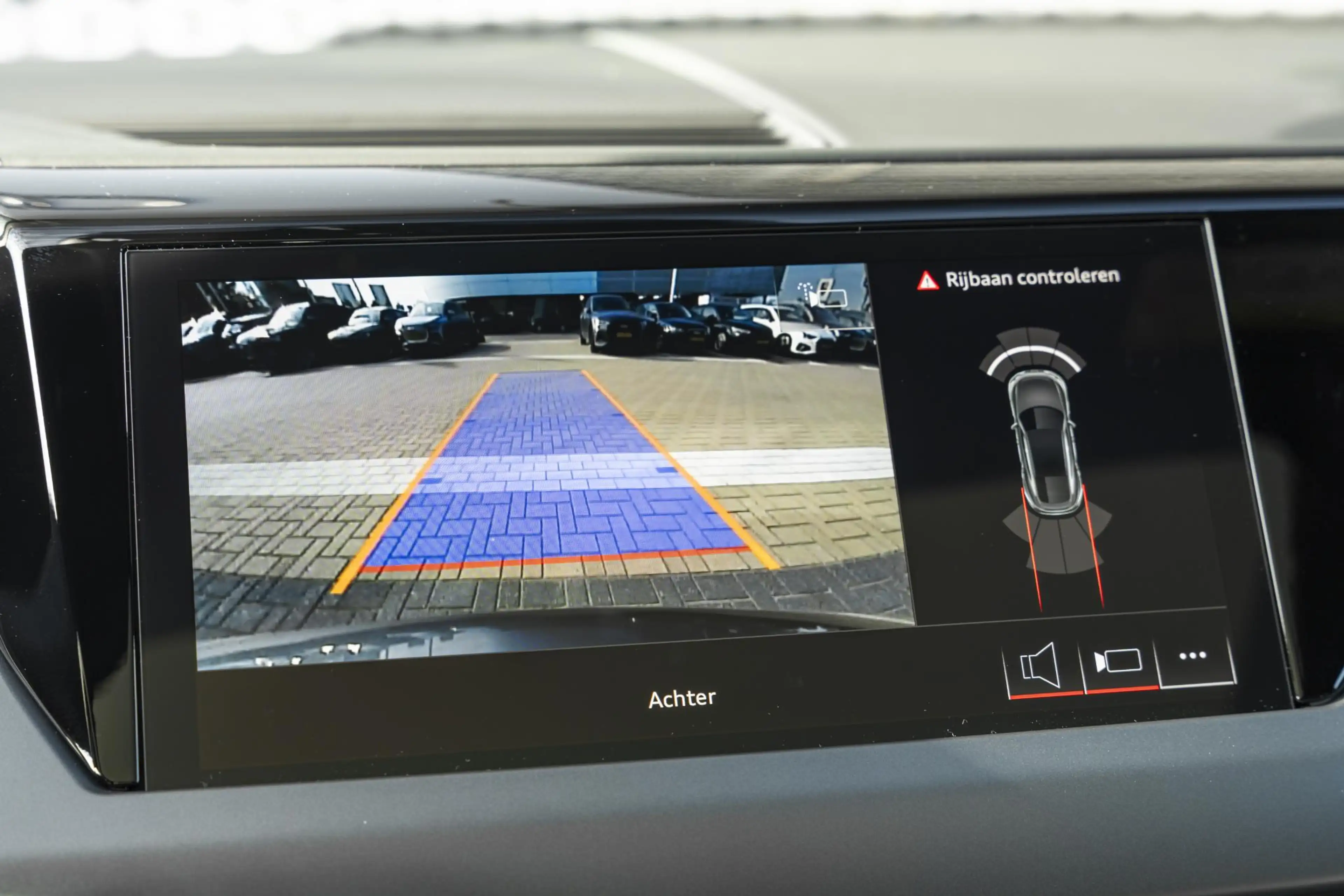Audi e-tron GT e-tron GT 97 kWh 370 kW / 503 PK Sportback Elektr. — photo 13