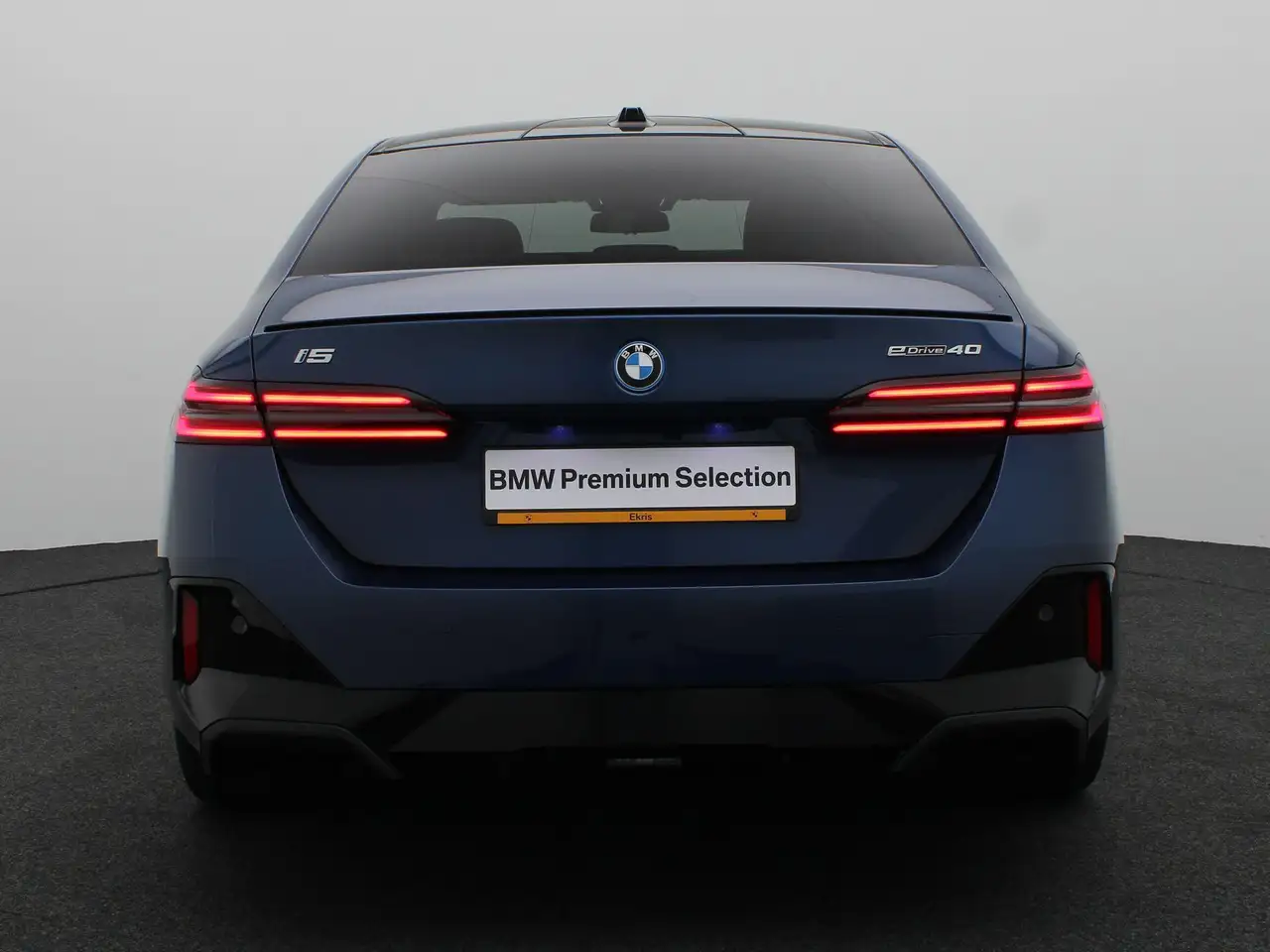 BMW i5 2026