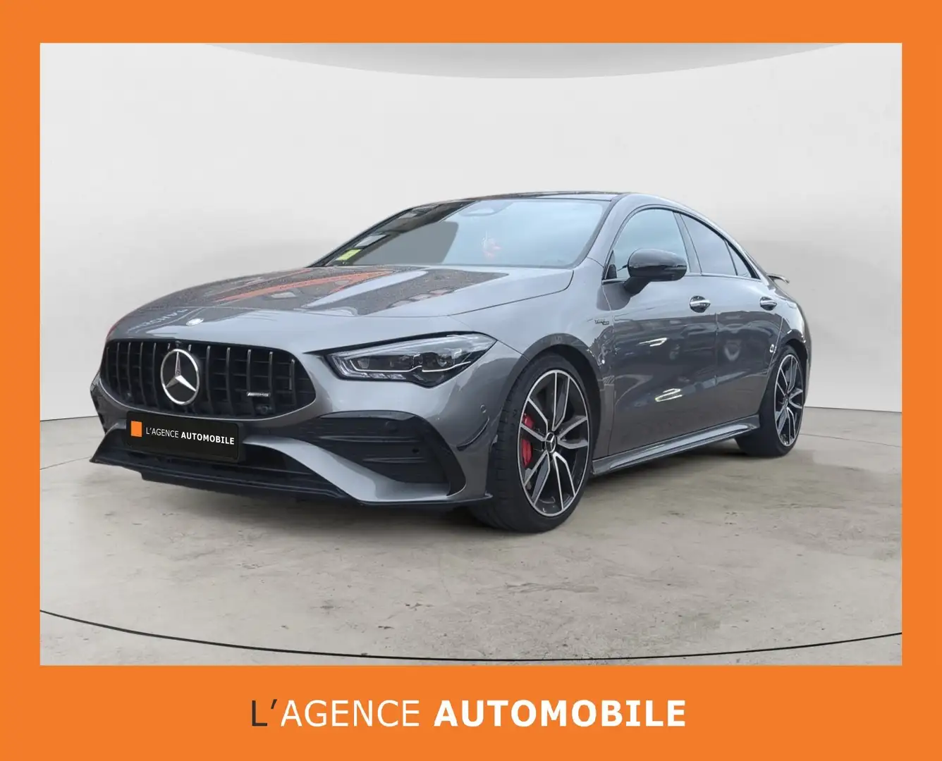 Mercedes-Benz CLA 35 AMG 4-Matic Garantie 12 à 48 mois Gris - 1
