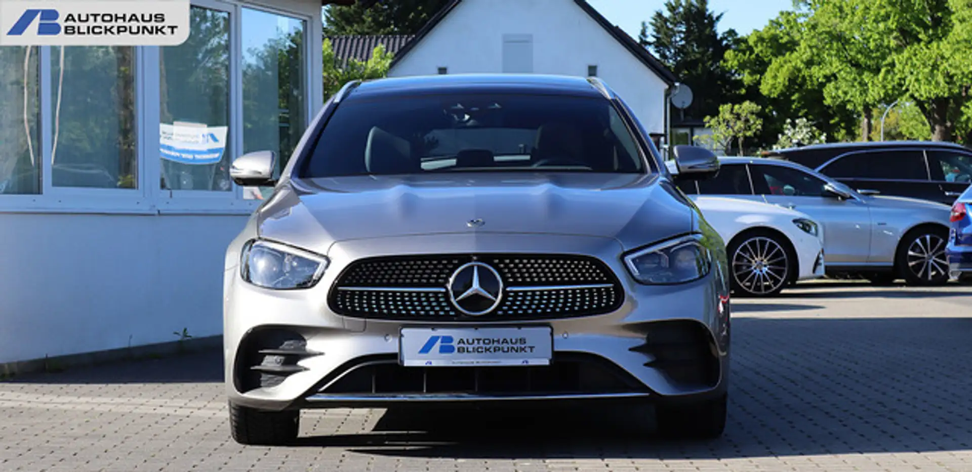 Mercedes-Benz E 300 de T AMG DISTRONIC+PANO+KAM360+WIDESCREEN Zilver - 2