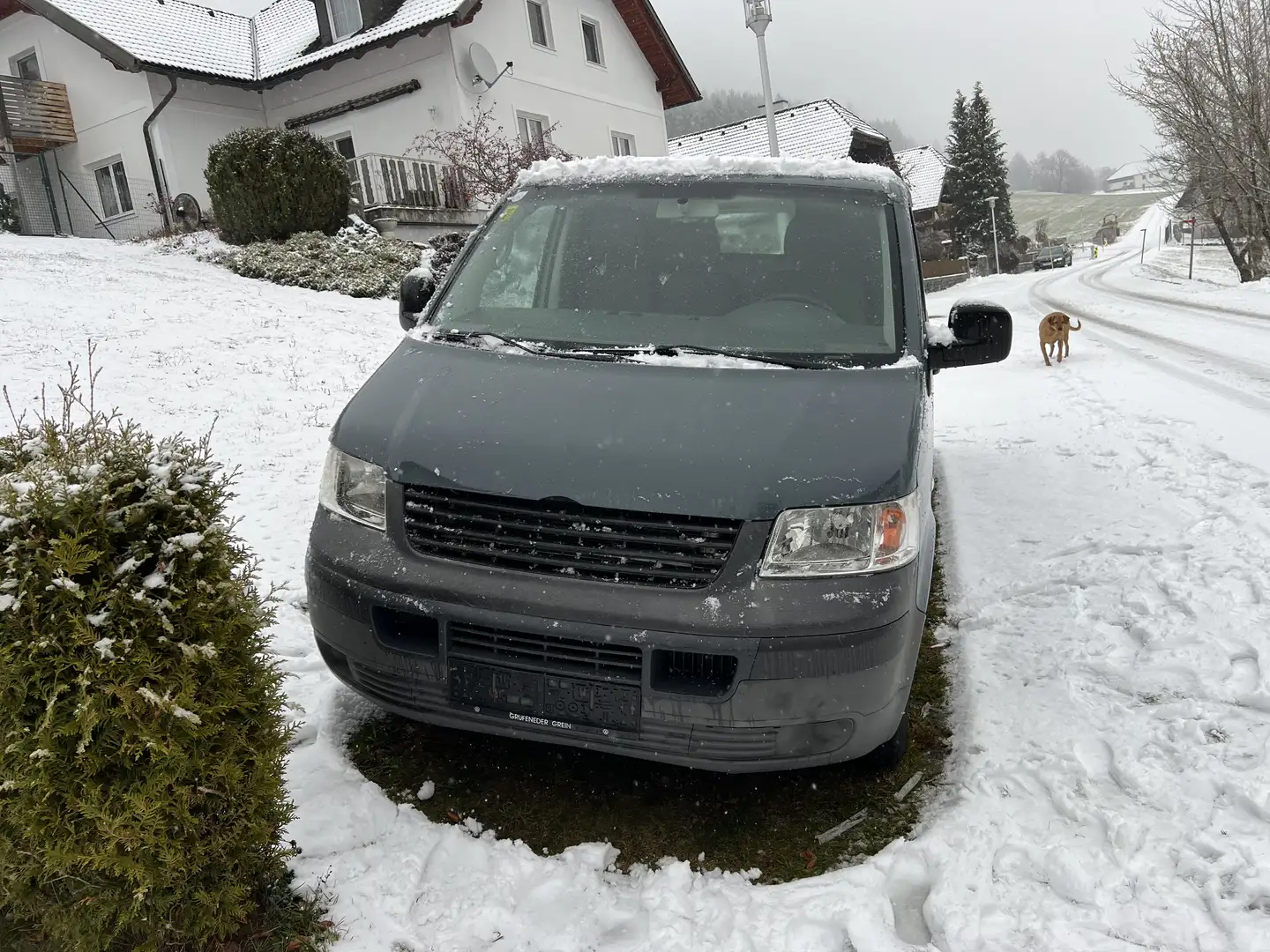 Volkswagen T5 Transporter - 2