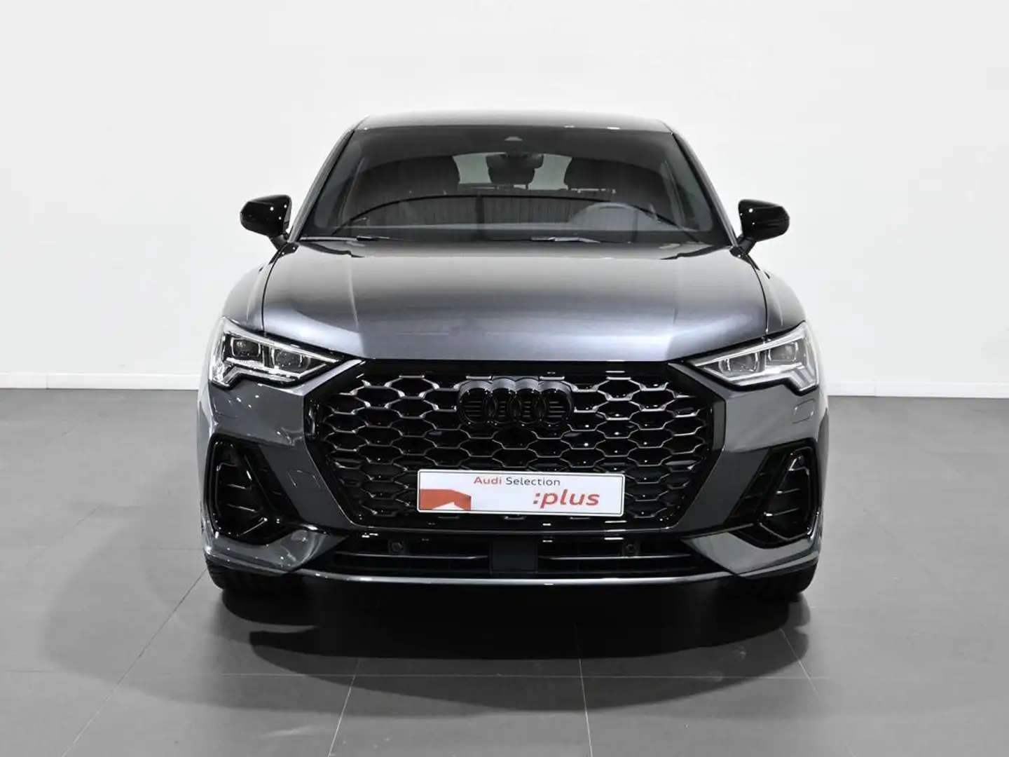 Audi Q3 Sportback 35 TDI Black limited S tronic Gris - 2