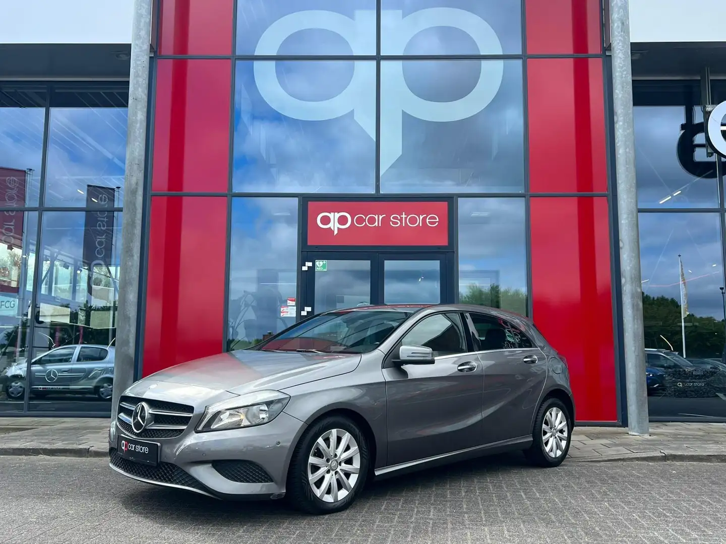 Mercedes-Benz A 180 Grijs - 1