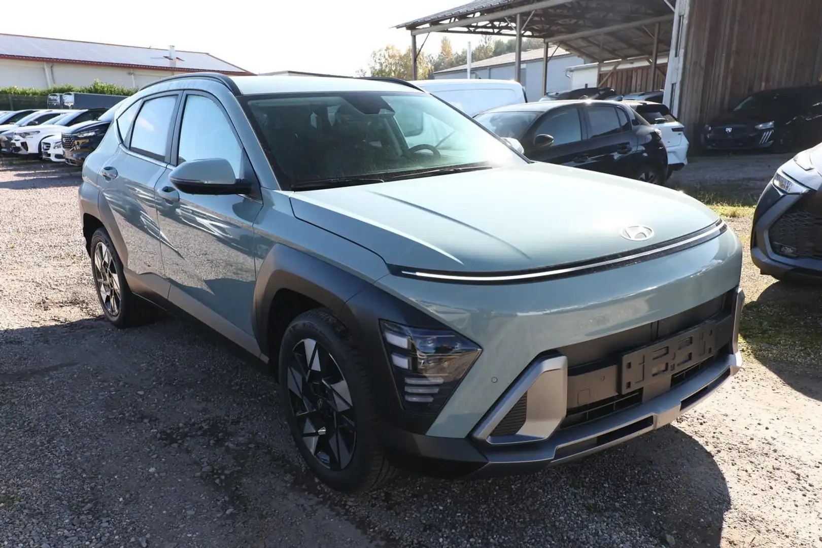 Hyundai KONA Trend 1.6 GDI HEV DCT Bose SHZ ACC el.Heckk 95 ... Verde - 2
