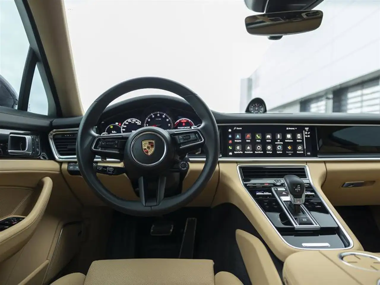 Porsche Panamera снимка Porsche Panamera