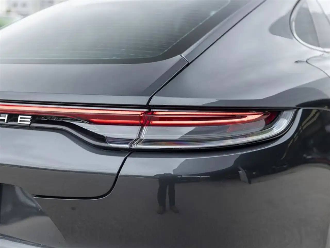 Porsche Panamera снимка Porsche Panamera