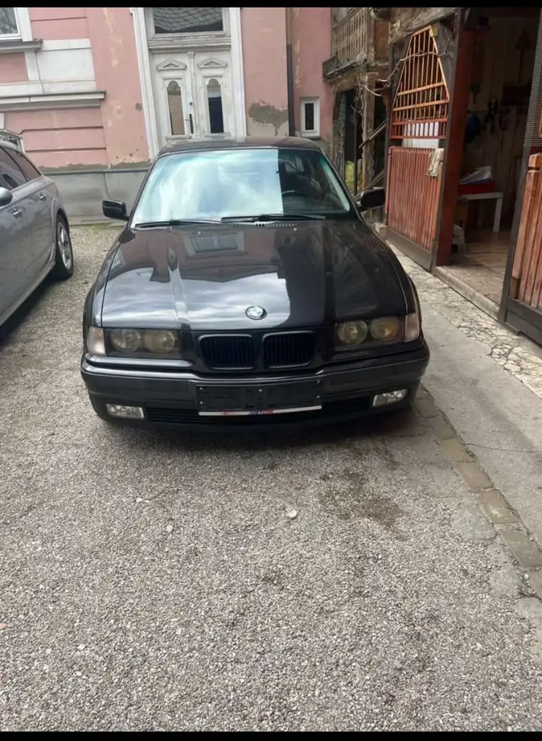 BMW 316 316i Coupé - 1