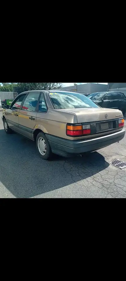 Volkswagen Passat Unieke VW Passat B3 1.6 benzin B(1991) – 150.000km, foto 4