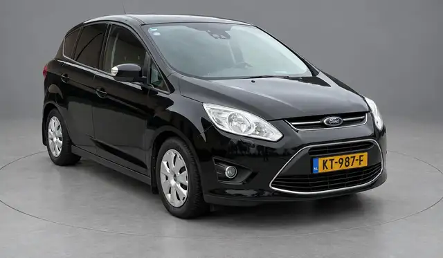 Ford C-Max view 5