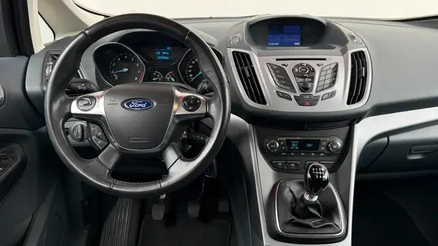 Ford C-Max view 12