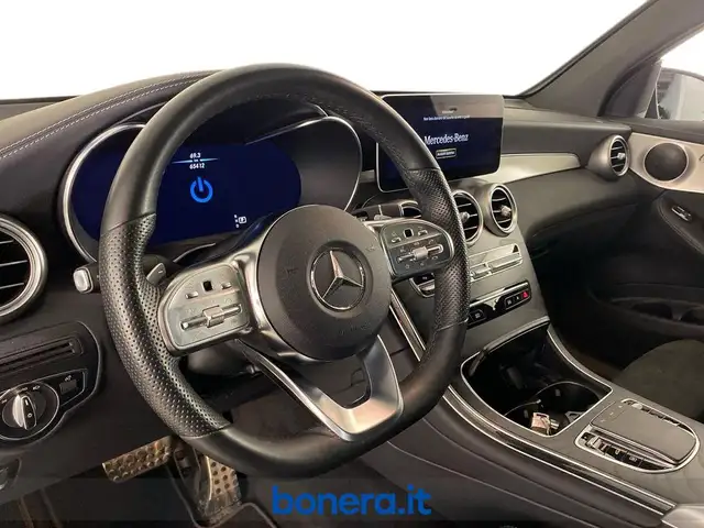 Mercedes-Benz 300 view 12