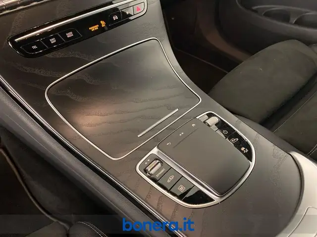Mercedes-Benz 300 view 15