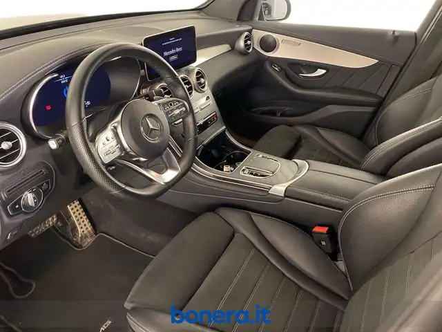 Mercedes-Benz 300 view 10