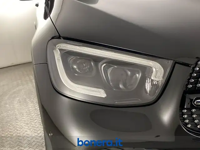Mercedes-Benz 300 view 8