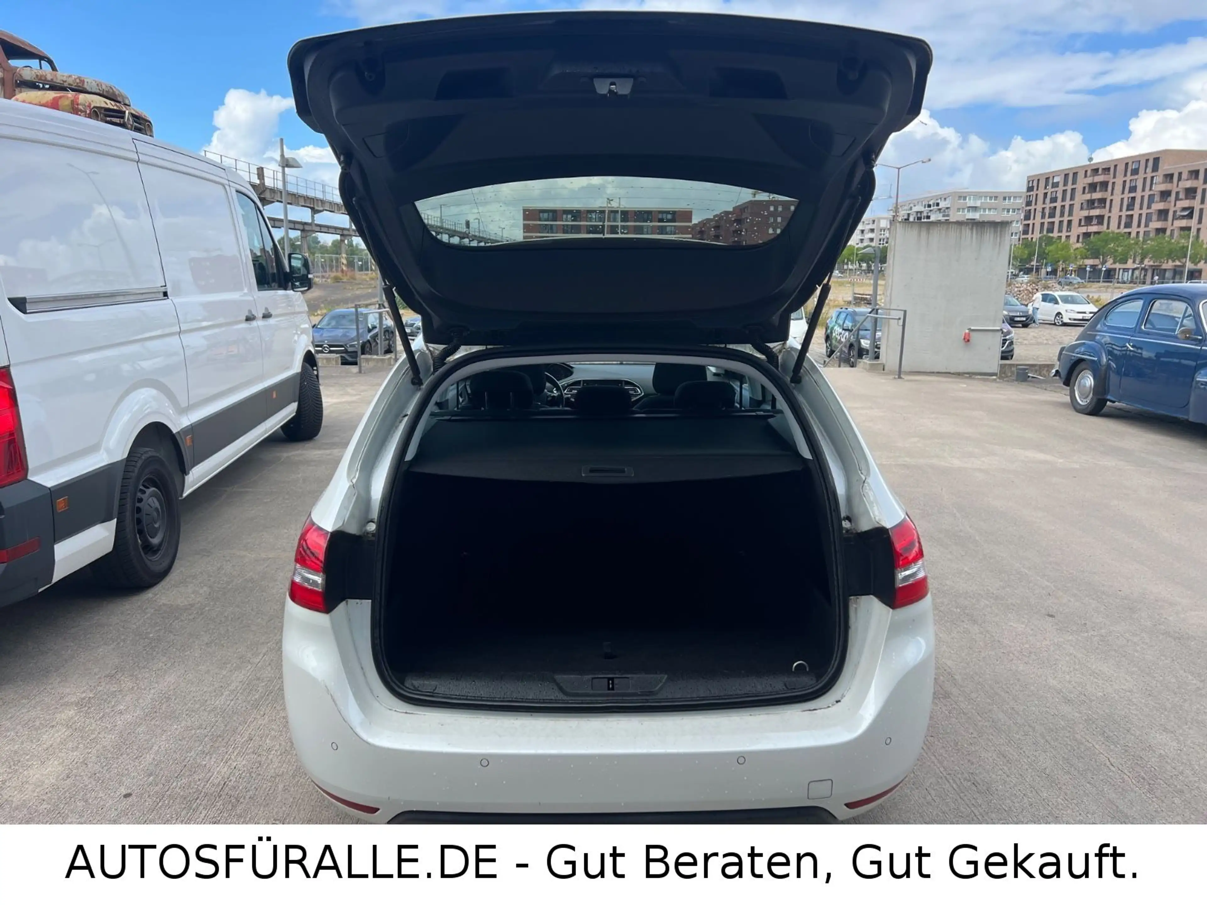 Peugeot 308 *SW*SH*Active*Panorama*NeueKupplung*TOP! — photo 12