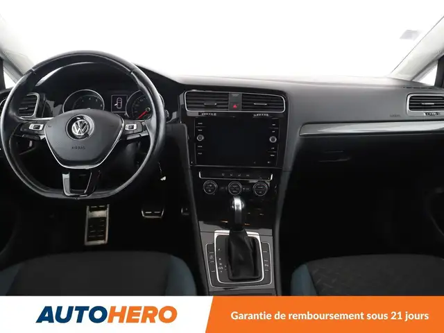 Volkswagen Golf view 12