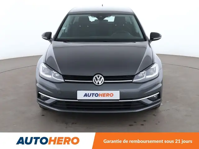 Volkswagen Golf view 9