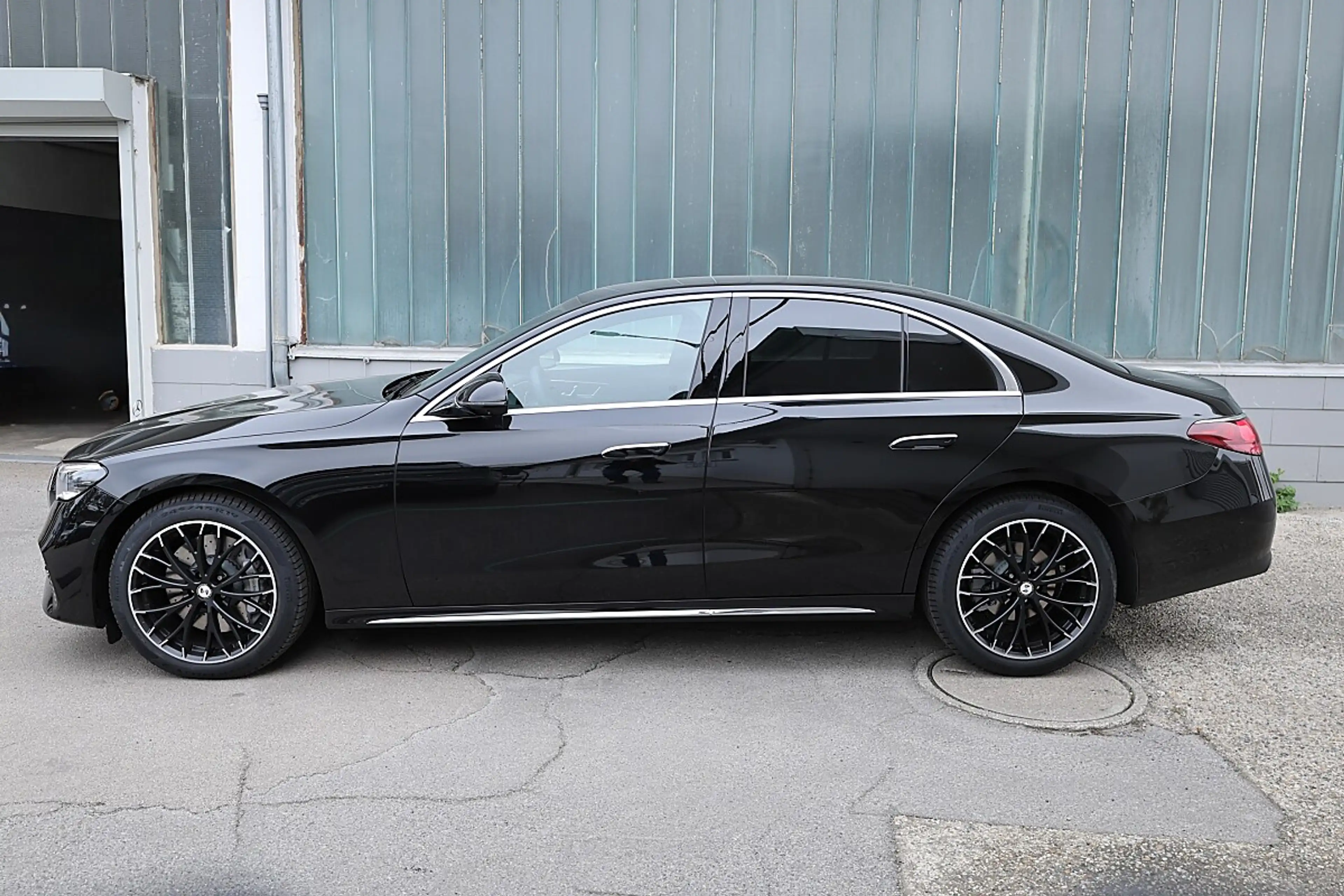 Mercedes-Benz E 220 d MHEV 4Matic Aut. Exclusive AHV — photo 5