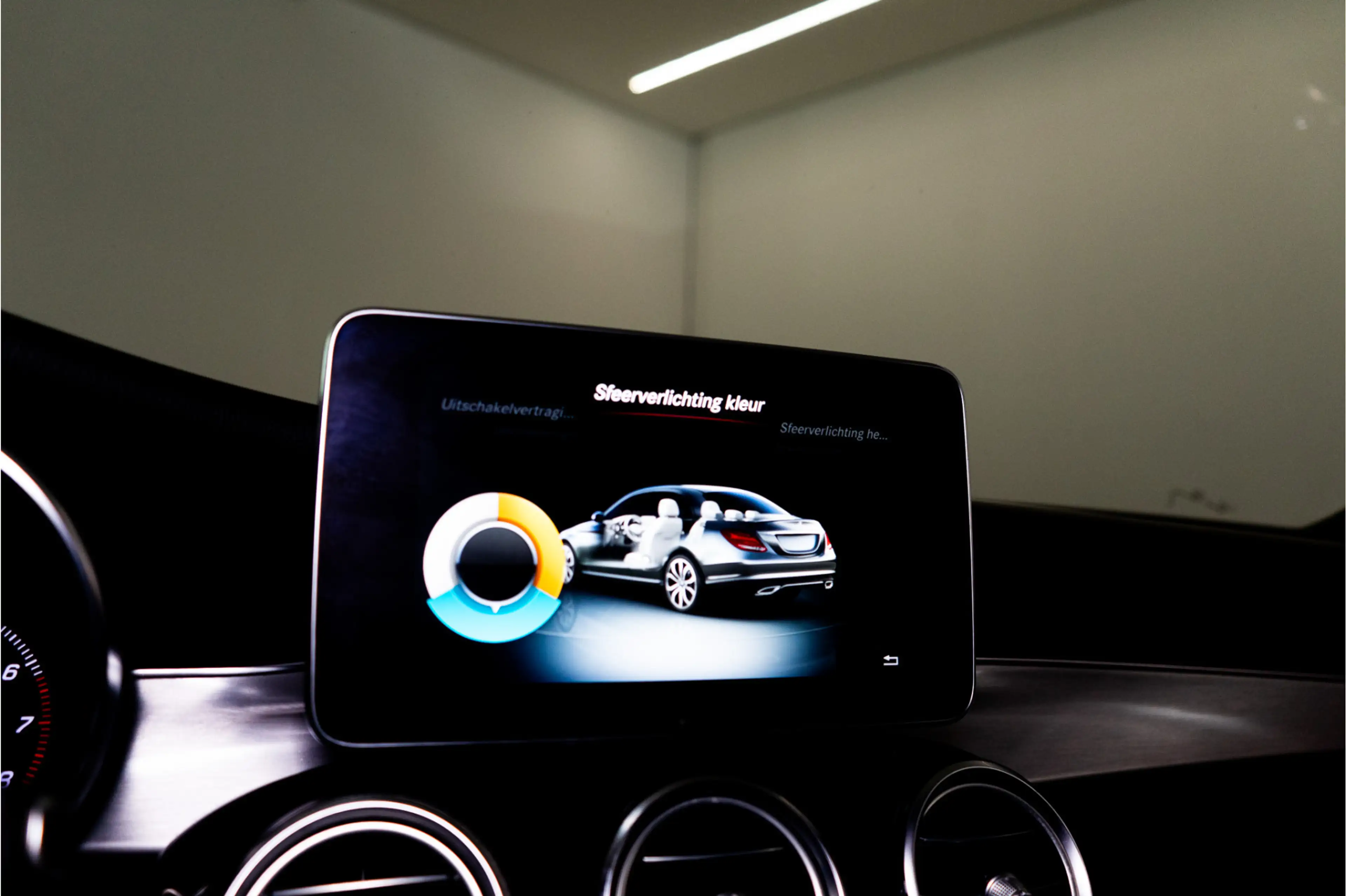 Mercedes-Benz C 350 e Business Solution AMG 279PK | Pano | Keyless | 3 — photo 31
