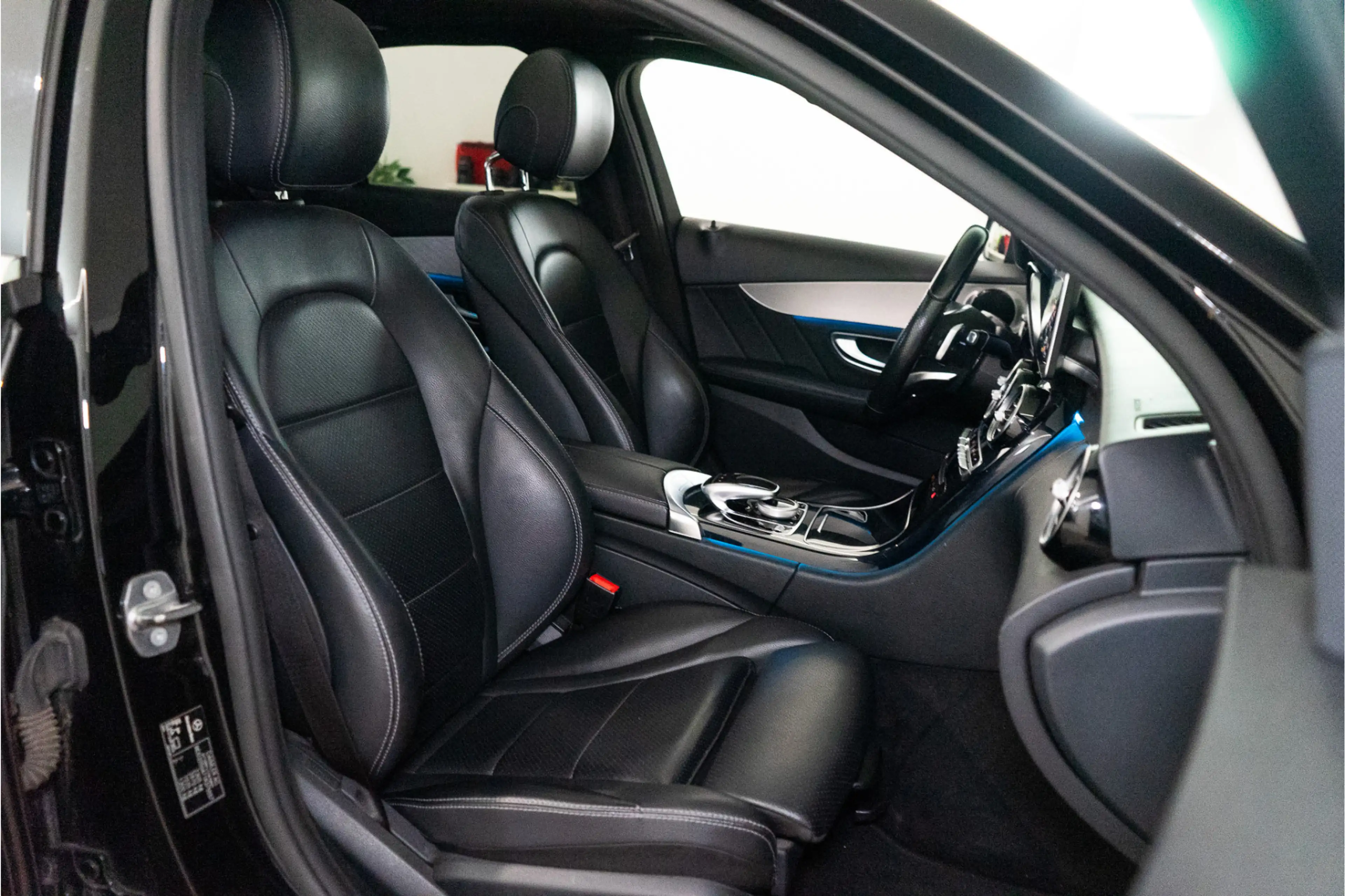Mercedes-Benz C 350 e Business Solution AMG 279PK | Pano | Keyless | 3 — photo 16