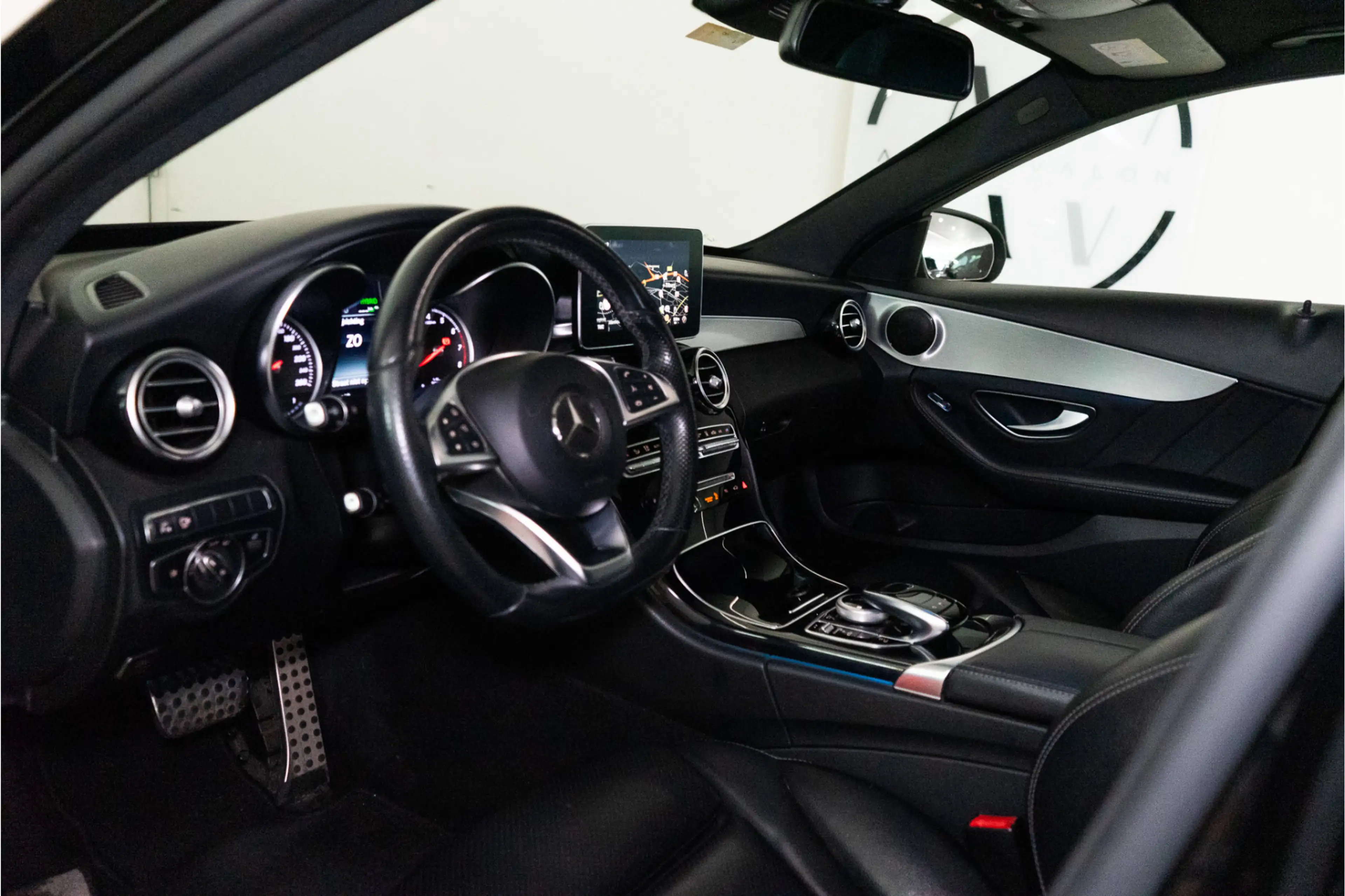 Mercedes-Benz C 350 e Business Solution AMG 279PK | Pano | Keyless | 3 — photo 13