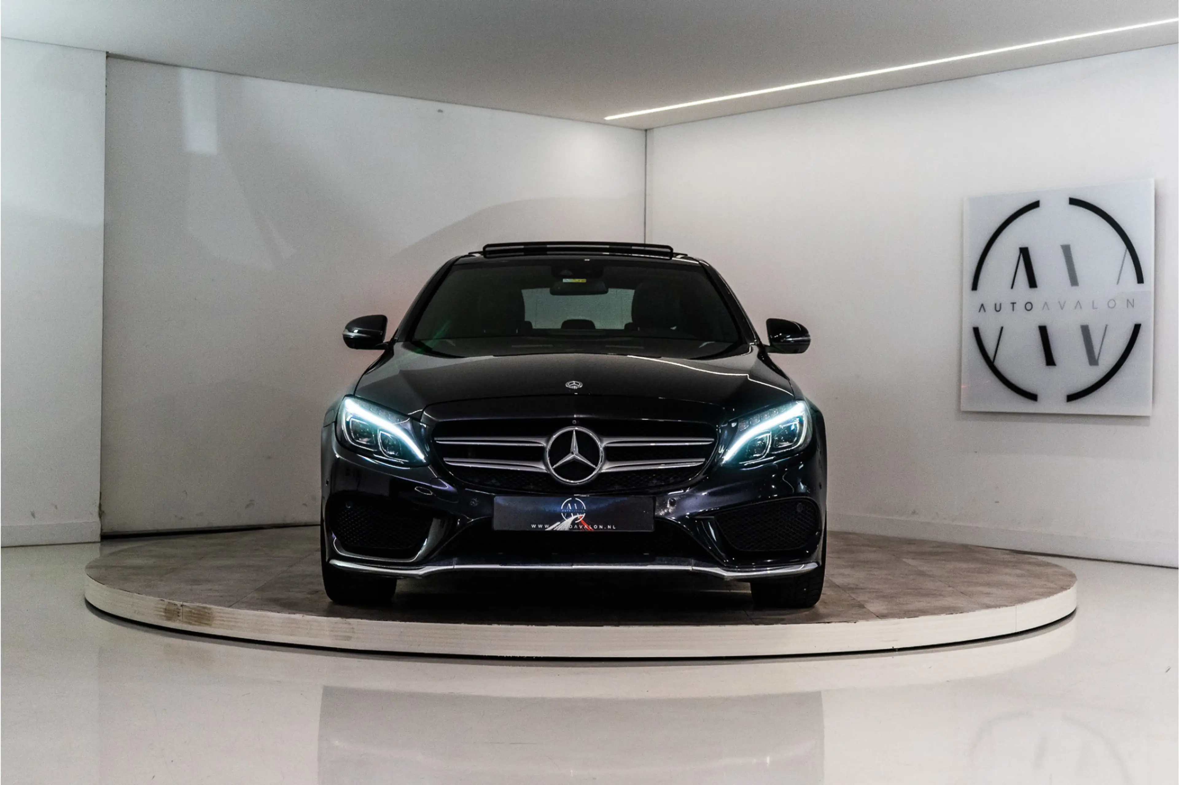 Mercedes-Benz C 350 e Business Solution AMG 279PK | Pano | Keyless | 3 — photo 37