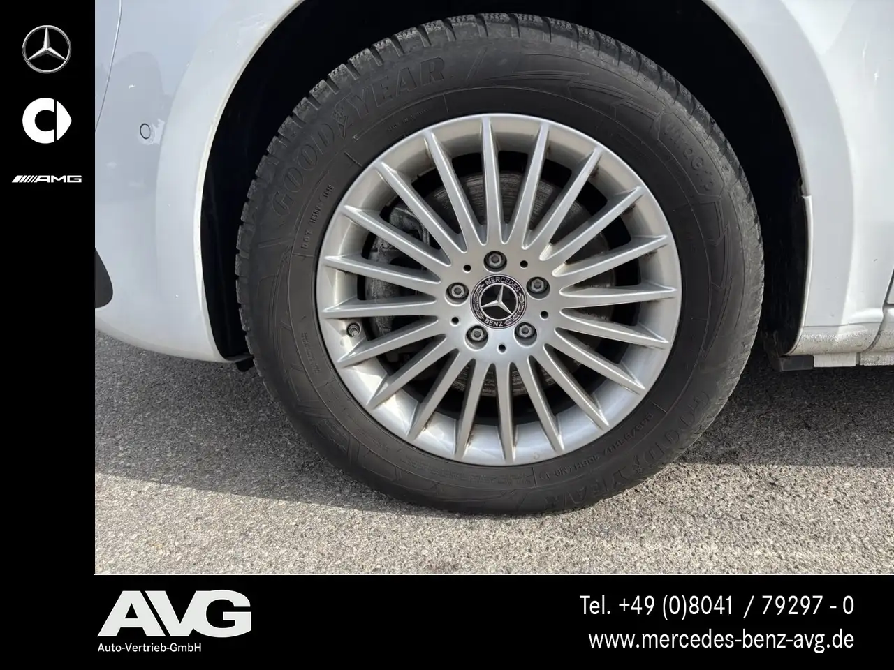 Mercedes-Benz EQV 300 EQV 300 Lang MBUX /360° /Standhzg /DISTRONIC 8