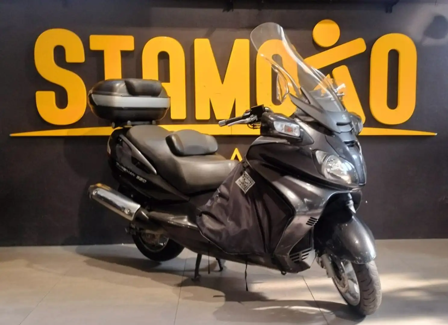 Suzuki Burgman 650 executive abs Grijs - 2