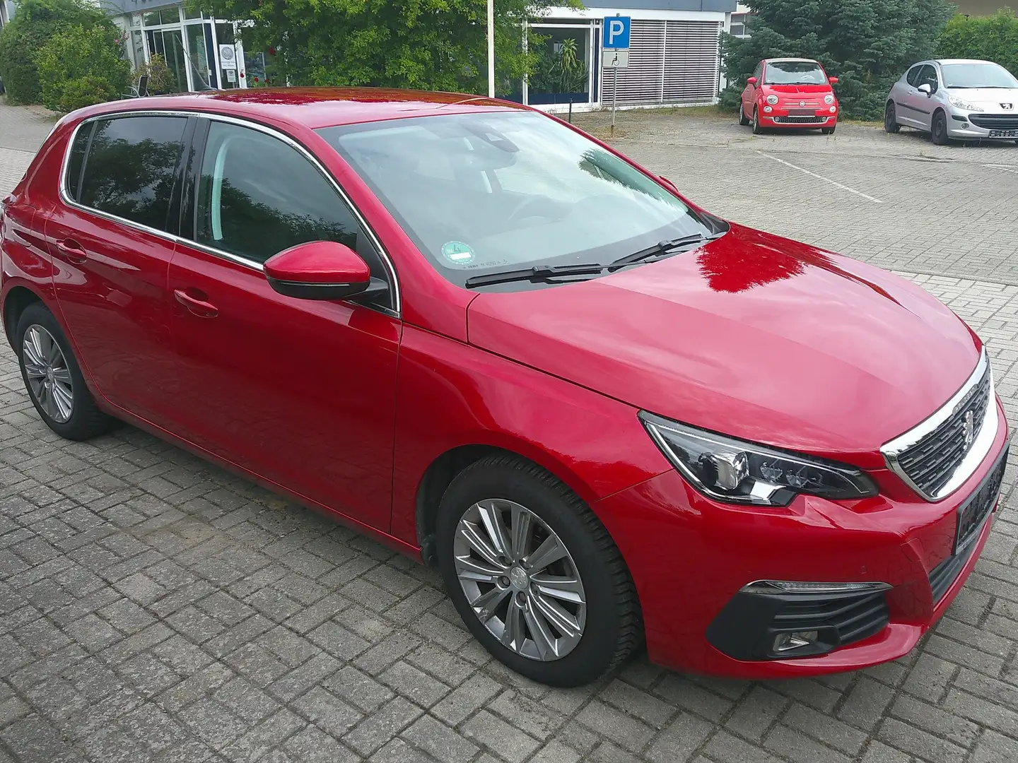 Peugeot 308 PureTech 130 EAT8 , Navi, SH, FullLED, Allwetterr. Rouge - 1