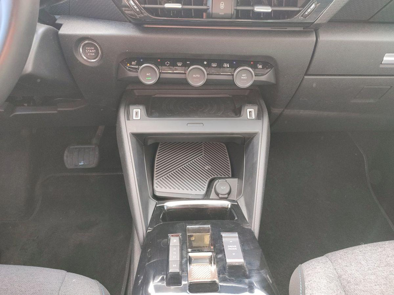 Citroen C4 1.2 NAVI*SHZ*KAMERA*LEDER — photo 9
