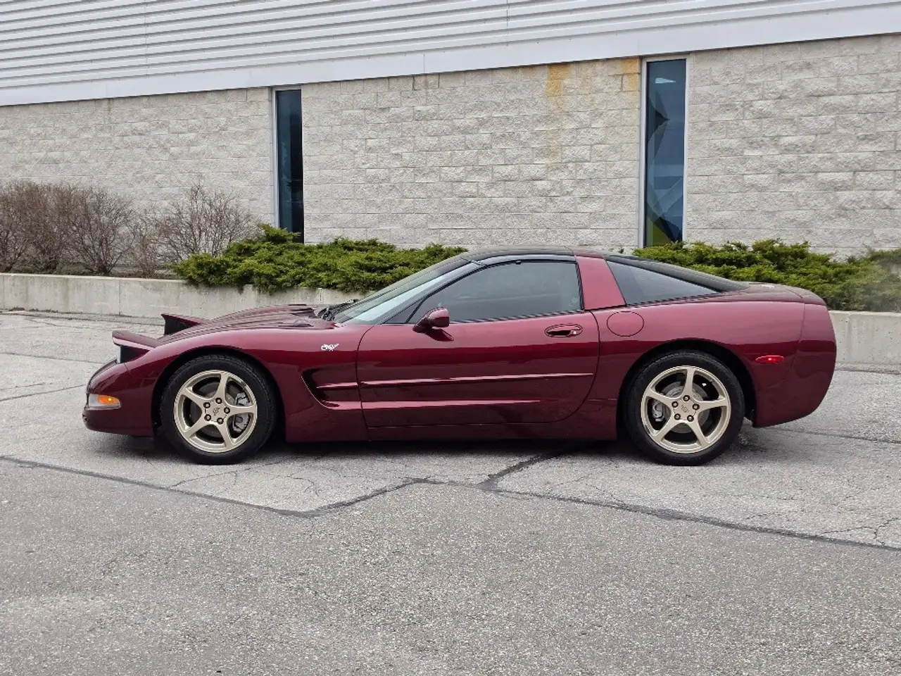 Chevrolet Corvette снимка Chevrolet Corvette